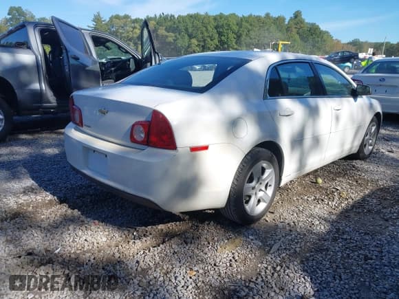 ✅ 2012 Chevrolet Malibu 1FL • VIN: 1G1ZA5EU2CF271861 • Лот: 43354896. Опубликован ранее на IAAI с пробегом 127 780 миль. Бесплатный доступ к архиву аукционных продаж из США и подробный отчёт об истории автомобиля на DreamBid. Изображение 4.