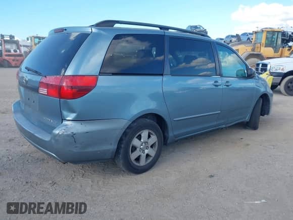 2005 Toyota Sienna LE z VIN 5TDZA23CX5S339231, wystawiony jako IAAI lot #43477645 z przebiegiem 205 064 mil mil oraz . Historia ofert i sprzedaży dostępna na DreamBid. Obrazek 4.