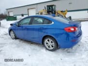 ✅ 2017 Chevrolet Cruze LT • VIN: 1G1BE5SM2H7218685 • Lot: 39162833. Listed on Copart with 29,201 mi. Free auction sales archive from the USA and detailed vehicle history report at DreamBid. Image 2.