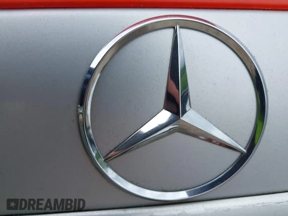 ✅ 1999 Mercedes-Benz SLK 230/320 • VIN: WDBKK47F0XF100495 • Lot: 42330438. Listed on IAAI with 114,479 mi. Free auction sales archive from the USA and detailed vehicle history report at DreamBid. Image 6.