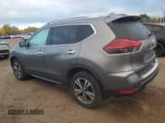 ✅ 2019 Nissan Rogue S • VIN: 5N1AT2MV1KC775532 • Lot: 87471695. Wystawiony na Copart z przebiegiem 234 524 mil. Bezpłatny archiwum sprzedaży aukcyjnych z USA i szczegółowy raport historii pojazdu na DreamBid. Zdjęcie 2.