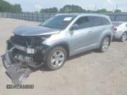 ✅ 2015 Toyota Highlander Limited • VIN: 5TDDKRFH6FS141674 • Лот: 42938456. Опубликован ранее на IAAI с пробегом 92 924 миль. Бесплатный доступ к архиву аукционных продаж из США и подробный отчёт об истории автомобиля на DreamBid. Изображение 17.