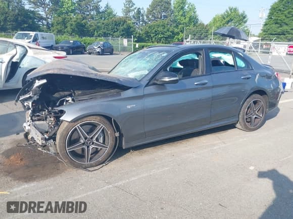 ✅ 2018 Mercedes-Benz C 43 AMG • VIN: 55SWF6EB8JU271525 • Lot: 42145113. Wystawiony na IAAI z przebiegiem 58 082 mil. Bezpłatny archiwum sprzedaży aukcyjnych z USA i szczegółowy raport historii pojazdu na DreamBid. Zdjęcie 2.