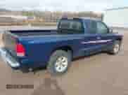 2004 Dodge Dakota Sport z VIN 1D7GL32K64S639568, wystawiony jako IAAI lot #41710072 z przebiegiem 209 348 mil mil oraz . Historia ofert i sprzedaży dostępna na DreamBid. Obrazek 6.
