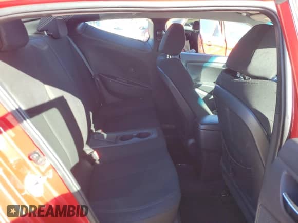 ✅ 2013 Hyundai Veloster RE:MIX • VIN: KMHTC6AD5DU152990 • Лот: 46902105. Размещён на Copart с пробегом 152 776 миль миль. Получите бесплатный доступ к архиву аукционных продаж из США и посмотрите подробный отчёт об истории автомобиля на DreamBid. Изображение 10.