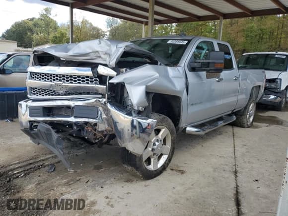 ✅ 2019 Chevrolet Silverado 2500HD Work Truck • VIN: 2GC2KREG0K1144233 • Лот: 90885645. Опубликован ранее на Copart с пробегом 96 705 миль. Бесплатный доступ к архиву аукционных продаж из США и подробный отчёт об истории автомобиля на DreamBid. Изображение 1.