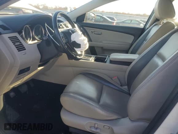 ✅ 2011 Mazda CX-9 Touring • VIN: JM3TB3CV7B0305585 • Лот: 92454465. Опубликован ранее на Copart с пробегом 185 586 миль. Бесплатный доступ к архиву аукционных продаж из США и подробный отчёт об истории автомобиля на DreamBid. Изображение 7.