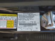 ✅ 2016 Lincoln MKZ Hybrid • VIN: 3LN6L2LU4GR630184 • Lot: 42565380. Wystawiony na IAAI z przebiegiem 164 988 mil. Bezpłatny archiwum sprzedaży aukcyjnych z USA i szczegółowy raport historii pojazdu na DreamBid. Zdjęcie 9.