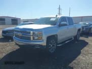 ✅ 2015 Chevrolet Silverado 1500 LT • VIN: 3GCPCREC4FG223868 • Лот: 43523812. Опубликован ранее на IAAI с пробегом 144 287 миль. Бесплатный доступ к архиву аукционных продаж из США и подробный отчёт об истории автомобиля на DreamBid. Изображение 2.