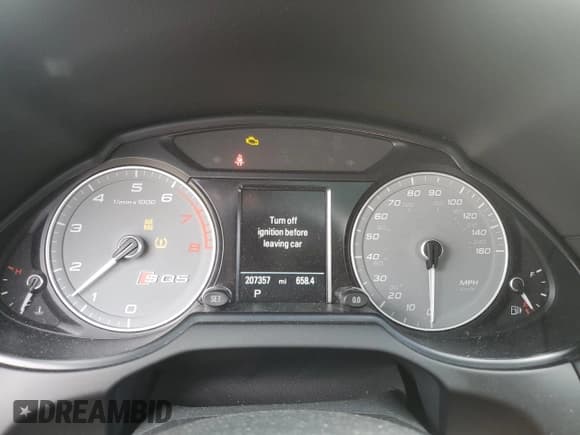 ✅ 2015 Audi SQ5 Premium Plus • VIN: WA1CGAFP1FA106179 • Lot: 71108485. Listed on Copart with 207,357 mi. Free auction sales archive from the USA and detailed vehicle history report at DreamBid. Image 9.