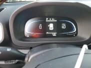 ✅ 2024 Hyundai Venue Limited • VIN: KMHRC8A36RU303257 • Lot: 44726655. Listed on Copart with 1,559 mi. Free auction sales archive from the USA and detailed vehicle history report at DreamBid. Image 9.