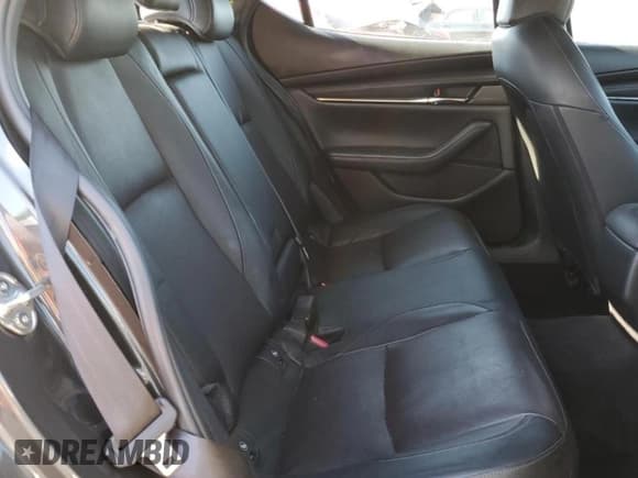 ✅ 2019 Mazda 3 Premium • VIN: JM1BPBNM4K1125558 • Лот: 70306565. Опубликован ранее на Copart с пробегом 48 060 миль. Бесплатный доступ к архиву аукционных продаж из США и подробный отчёт об истории автомобиля на DreamBid. Изображение 10.