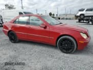 ✅ 2004 Mercedes-Benz C 320 • VIN: WDBRF84J04F539341 • Lot: 43071205. Wystawiony na Copart z przebiegiem 167 710 mil. Bezpłatny archiwum sprzedaży aukcyjnych z USA i szczegółowy raport historii pojazdu na DreamBid. Zdjęcie 4.