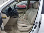 ✅ 2007 Hyundai Santa Fe SE • VIN: 5NMSH73EX7H114695 • Lot: 81603124. Listed on Copart with 164,732 mi. Free auction sales archive from the USA and detailed vehicle history report at DreamBid. Image 7.