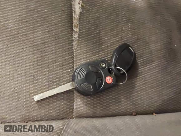 ✅ 2012 Ford Focus SE • VIN: 1FAHP3F2XCL409317 • Lot: 43889642. Wystawiony na IAAI z przebiegiem 183 023 mil. Bezpłatny archiwum sprzedaży aukcyjnych z USA i szczegółowy raport historii pojazdu na DreamBid. Zdjęcie 11.