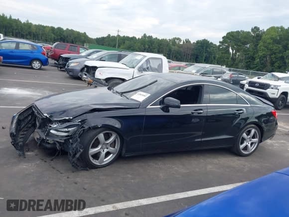 ✅ 2014 Mercedes-Benz CLS 550 • VIN: WDDLJ7DB0EA102582 • Лот: 43069682. Опубликован ранее на IAAI с пробегом 119 325 миль. Бесплатный доступ к архиву аукционных продаж из США и подробный отчёт об истории автомобиля на DreamBid. Изображение 15.