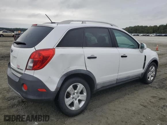 ✅ 2013 Chevrolet Captiva Sport LS • VIN: 3GNAL2EK3DS621143 • Lot: 71308904. Wystawiony na Copart z przebiegiem 146 667 mil. Bezpłatny archiwum sprzedaży aukcyjnych z USA i szczegółowy raport historii pojazdu na DreamBid. Zdjęcie 3.