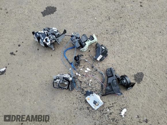 ✅ 2023 Hyundai Tucson Limited • VIN: KM8JFDA2XPU132658 • Lot: 43006715. Wystawiony na Copart z przebiegiem 12 545 mil. Bezpłatny archiwum sprzedaży aukcyjnych z USA i szczegółowy raport historii pojazdu na DreamBid. Zdjęcie 13.