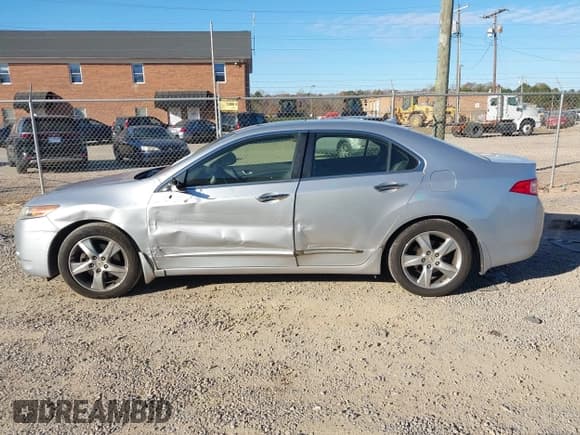✅ 2014 Acura TSX • VIN: JH4CU2F47EC000248 • Lot: 43684475. Listed on IAAI with 190,967 mi. Free auction sales archive from the USA and detailed vehicle history report at DreamBid. Image 14.