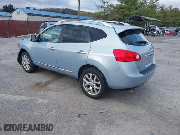 ✅ 2013 Nissan Rogue S • VIN: JN8AS5MV1DW102190 • Lot: 43642601. Wystawiony na IAAI z przebiegiem 89 730 mil. Bezpłatny archiwum sprzedaży aukcyjnych z USA i szczegółowy raport historii pojazdu na DreamBid. Zdjęcie 3.