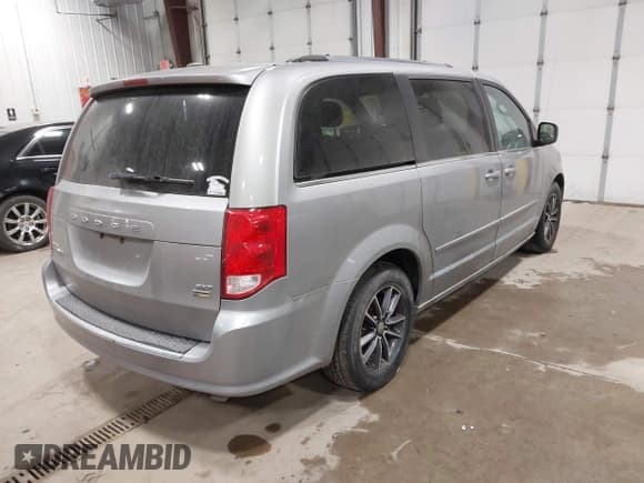 ✅ 2017 Dodge Grand Caravan SXT • VIN: 2C4RDGCG1HR554176 • Lot: 43617027. Wystawiony na IAAI z przebiegiem 217 653 mil. Bezpłatny archiwum sprzedaży aukcyjnych z USA i szczegółowy raport historii pojazdu na DreamBid. Zdjęcie 4.