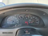 ✅ 2004 Ford Ranger XL • VIN: 1FTYR10D34PB37884 • Lot: 91073475. Wystawiony na Copart z przebiegiem 283 938 mil. Bezpłatny archiwum sprzedaży aukcyjnych z USA i szczegółowy raport historii pojazdu na DreamBid. Zdjęcie 9.