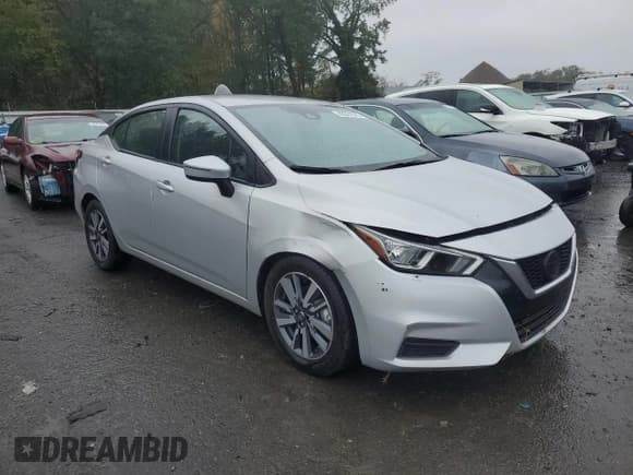 ✅ 2020 Nissan Versa SV • VIN: 3N1CN8EVXLL824258 • Lot: 86331575. Wystawiony na Copart z przebiegiem 86 755 mil. Bezpłatny archiwum sprzedaży aukcyjnych z USA i szczegółowy raport historii pojazdu na DreamBid. Zdjęcie 4.