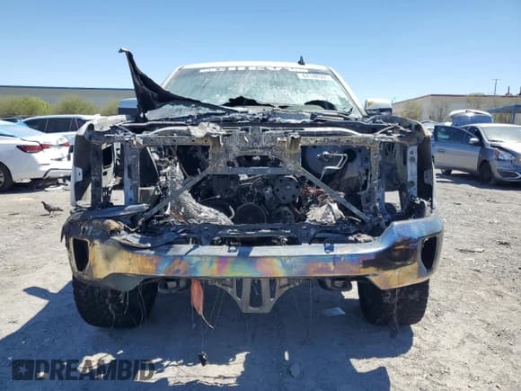 ✅ 2018 Chevrolet Silverado 1500 LT • VIN: 3GCUKREC2JG246211 • Lot: 67148305. Listed on Copart with Not provided. Free auction sales archive from the USA and detailed vehicle history report at DreamBid. Image 5.