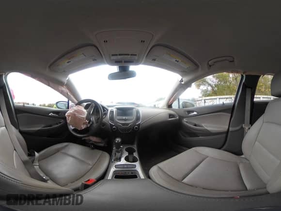 ✅ 2018 Chevrolet Cruze Premier • VIN: 1G1BF5SM3J7101054 • Lot: 43456753. Wystawiony na IAAI z przebiegiem 142 857 mil mil. Skorzystaj z bezpłatnego archiwum sprzedaży aukcyjnych z USA i zobacz szczegółowy raport historii pojazdu na DreamBid. Zdjęcie 18.