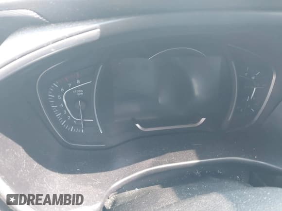 ✅ 2020 Hyundai Santa Fe Limited • VIN: 5NMS5CAA3LH272095 • Лот: 35894876. Опубликован ранее на IAAI с пробегом 12 миль. Бесплатный доступ к архиву аукционных продаж из США и подробный отчёт об истории автомобиля на DreamBid. Изображение 7.