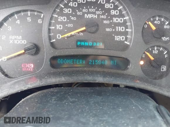 ✅ 2004 Chevrolet Silverado 1500 LS • VIN: 2GCEC19VX41197755 • Lot: 43588258. Listed on IAAI with 215,840 mi. Free auction sales archive from the USA and detailed vehicle history report at DreamBid. Image 7.