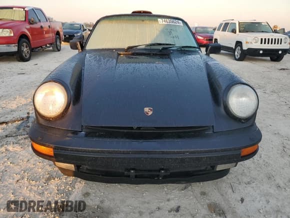 ✅ 1989 Porsche 911 • VIN: WP0EB0918KS171047 • Lot: 74635624. Listed on Copart with 11,332 mi. Free auction sales archive from the USA and detailed vehicle history report at DreamBid. Image 5.