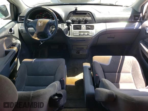 ✅ 2005 Honda Odyssey EX • VIN: 5FNRL38485B061726 • Lot: 66010915. Listed on Copart with 295,552 mi. Free auction sales archive from the USA and detailed vehicle history report at DreamBid. Image 8.