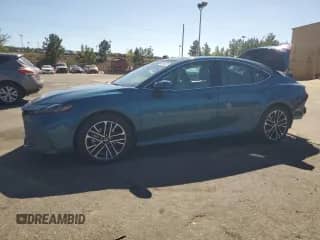 2025 Toyota Camry SE with VIN 4T1DAACK2SU197939, listed as a Copart auction lot 85490305 with 983 mi miles and Salvage title. Bid and sale history available at DreamBid. Image 1.