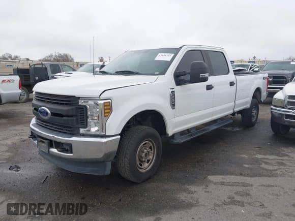 ✅ 2018 Ford F-250 XL • VIN: 1FT7W2B66JEC25103 • Lot: 41108742. Listed on IAAI with 122,436 mi. Free auction sales archive from the USA and detailed vehicle history report at DreamBid. Image 2.