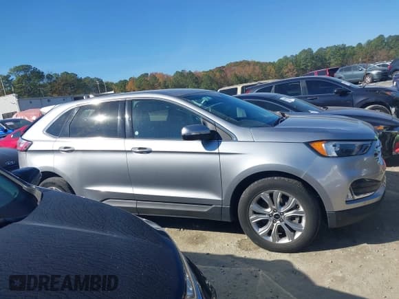 ✅ 2024 Ford Edge Titanium • VIN: 2FMPK4K94RBA90210 • Lot: 43616427. Wystawiony na IAAI z przebiegiem 45 539 mil. Bezpłatny archiwum sprzedaży aukcyjnych z USA i szczegółowy raport historii pojazdu na DreamBid. Zdjęcie 13.