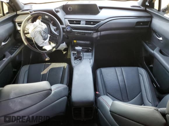 ✅ 2022 Lexus UX 250h F Sport • VIN: JTHE9JBH8N2055567 • Лот: 80708554. Опубликован ранее на Copart с пробегом 34 161 миль. Бесплатный доступ к архиву аукционных продаж из США и подробный отчёт об истории автомобиля на DreamBid. Изображение 8.