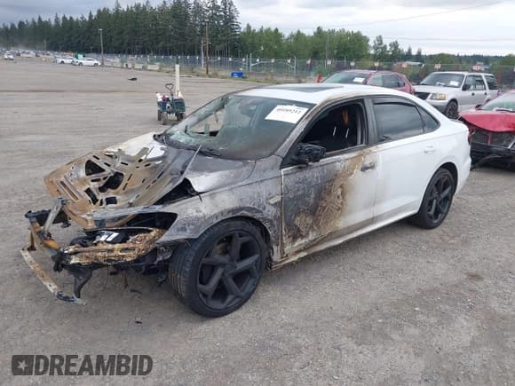 ✅ 2020 Volkswagen Passat R-Line • VIN: 1VWMA7A30LC013136 • Lot: 40189212. Listed on IAAI with Not provided. Free auction sales archive from the USA and detailed vehicle history report at DreamBid. Image 2.