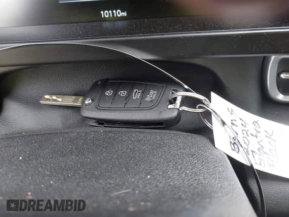 ✅ 2024 Hyundai Elantra SE • VIN: KMHLL4DG7RU849692 • Lot: 42572828. Listed on IAAI with 10,110 mi miles. Access the free auction sales archive from the USA and view a detailed vehicle history report at DreamBid. Image 11.