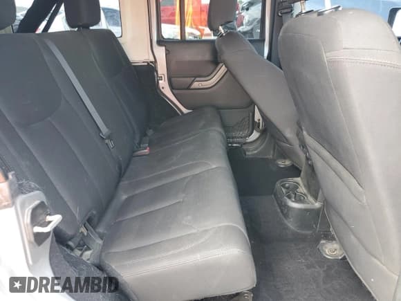 ✅ 2017 Jeep Wrangler Unlimited Sport • VIN: 1C4BJWDG3HL690515 • Lot: 82348645. Listed on Copart with 99,424 mi. Free auction sales archive from the USA and detailed vehicle history report at DreamBid. Image 11.