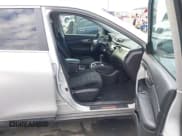 ✅ 2016 Nissan Rogue SL • VIN: 5N1AT2MV1GC734261 • Лот: 43634962. Опубликован ранее на IAAI с пробегом 116 084 миль. Бесплатный доступ к архиву аукционных продаж из США и подробный отчёт об истории автомобиля на DreamBid. Изображение 5.