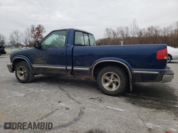 ✅ 1998 Chevrolet S-10 LS • VIN: 1GCCS1449WK191246 • Лот: 82705274. Опубликован ранее на Copart с пробегом 279 783 миль. Бесплатный доступ к архиву аукционных продаж из США и подробный отчёт об истории автомобиля на DreamBid. Изображение 2.