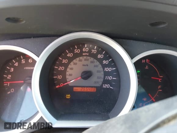 ✅ 2006 Toyota Tacoma • VIN: 5TELU42N46Z291256 • Лот: 42938109. Опубликован ранее на IAAI с пробегом 265 488 миль. Бесплатный доступ к архиву аукционных продаж из США и подробный отчёт об истории автомобиля на DreamBid. Изображение 7.