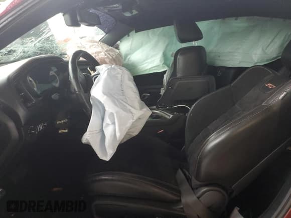 ✅ 2020 Dodge Challenger R/T 50th Anniversary • VIN: 2C3CDZBTXLH191878 • Lot: 67590625. Wystawiony na Copart z przebiegiem Nie podano. Bezpłatny archiwum sprzedaży aukcyjnych z USA i szczegółowy raport historii pojazdu na DreamBid. Zdjęcie 7.