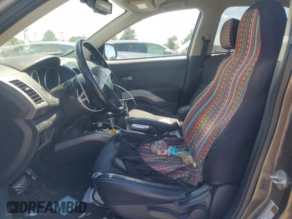 ✅ 2013 Mitsubishi Outlander GT • VIN: JA4JS4AX7DU010020 • Lot: 52629504. Listed on Copart with 121,097 mi. Free auction sales archive from the USA and detailed vehicle history report at DreamBid. Image 7.