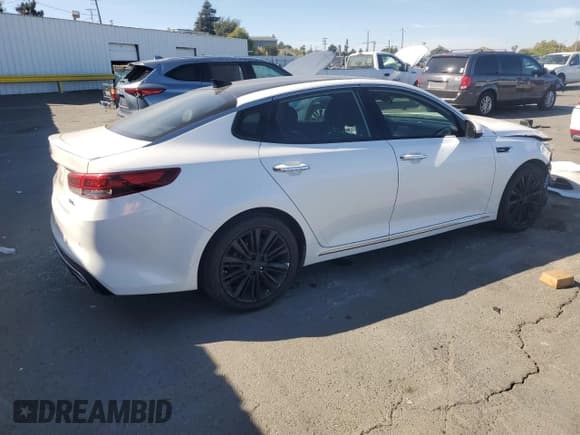✅ 2017 Kia Optima SX Limited • VIN: 5XXGV4L22HG145894 • Lot: 67815455. Listed on Copart with 108,273 mi. Free auction sales archive from the USA and detailed vehicle history report at DreamBid. Image 3.