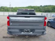 ✅ 2021 Chevrolet Silverado 1500 RST • VIN: 3GCUYEED1MG308735 • Лот: 42781556. Опубликован ранее на IAAI с пробегом 53 349 миль. Бесплатный доступ к архиву аукционных продаж из США и подробный отчёт об истории автомобиля на DreamBid. Изображение 17.