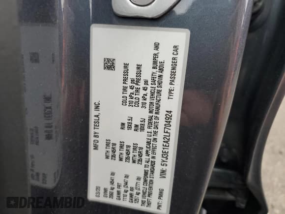 ✅ 2020 Tesla Model 3 Standard Range Plus • VIN: 5YJ3E1EA2LF704924 • Lot: 67056025. Wystawiony na Copart z przebiegiem 51 493 mil. Bezpłatny archiwum sprzedaży aukcyjnych z USA i szczegółowy raport historii pojazdu na DreamBid. Zdjęcie 13.