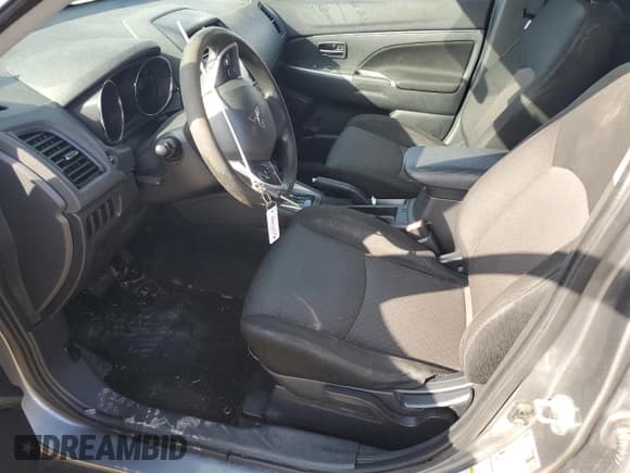 ✅ 2019 Mitsubishi Outlander ES • VIN: JA4AP3AU4KU028327 • Lot: 91045765. Listed on Copart with 146,459 mi. Free auction sales archive from the USA and detailed vehicle history report at DreamBid. Image 7.