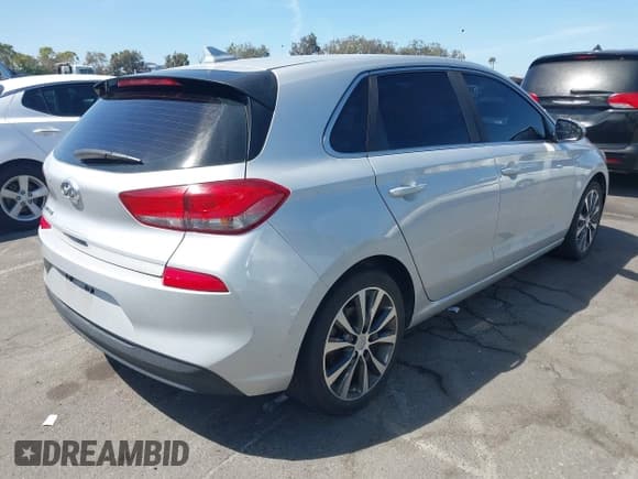 ✅ 2019 Hyundai Elantra • VIN: KMHH35LE9KU097611 • Lot: 43043681. Listed on IAAI with 94,535 mi. Free auction sales archive from the USA and detailed vehicle history report at DreamBid. Image 4.